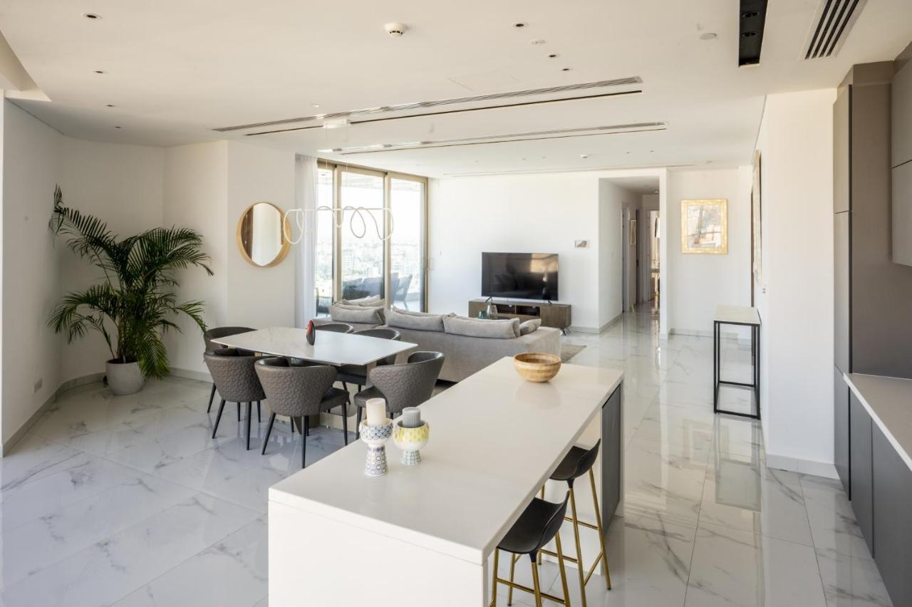 360 Nicosia - Luxury Apartment Panoramic View ภายนอก รูปภาพ