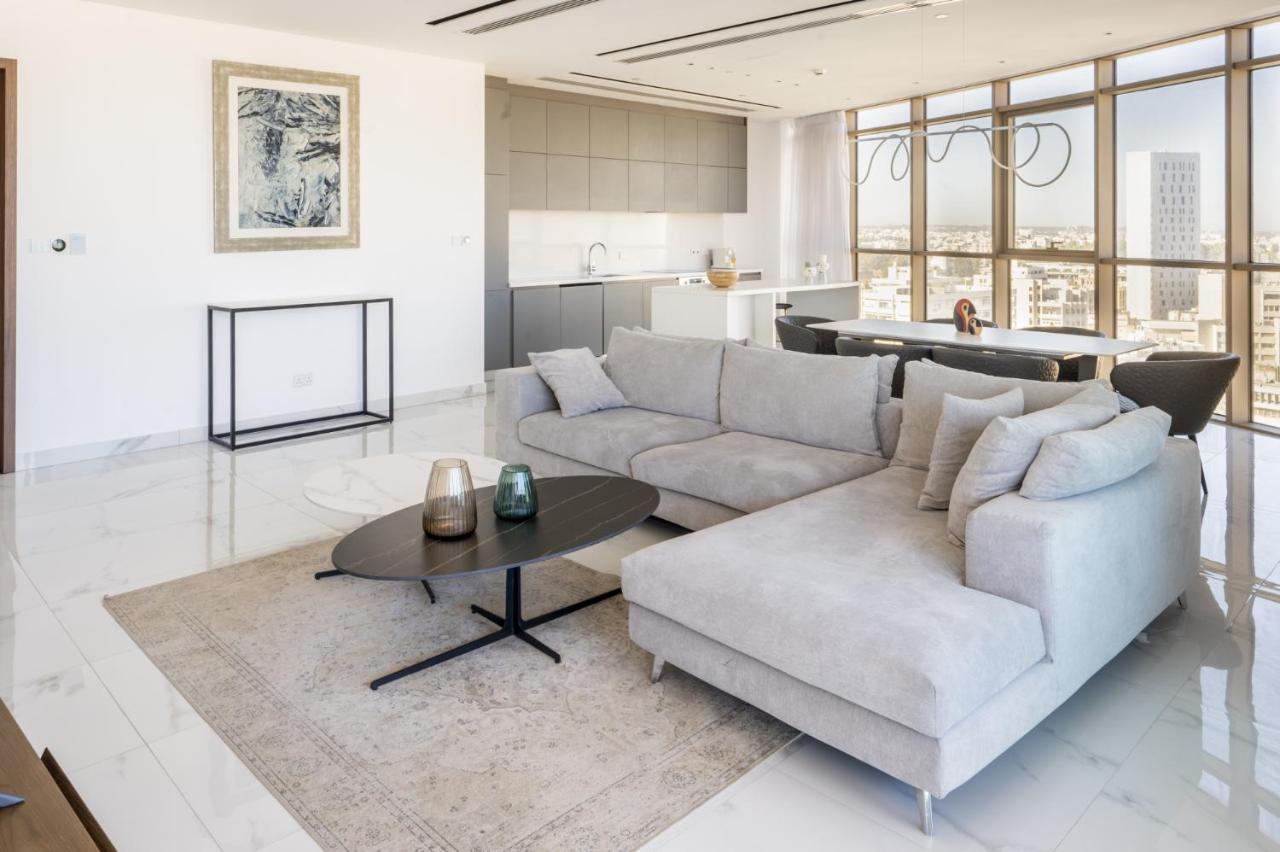 360 Nicosia - Luxury Apartment Panoramic View ภายนอก รูปภาพ
