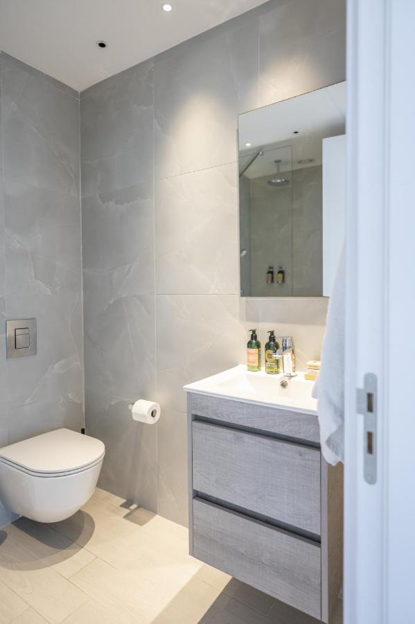 360 Nicosia - Luxury Apartment Panoramic View ภายนอก รูปภาพ
