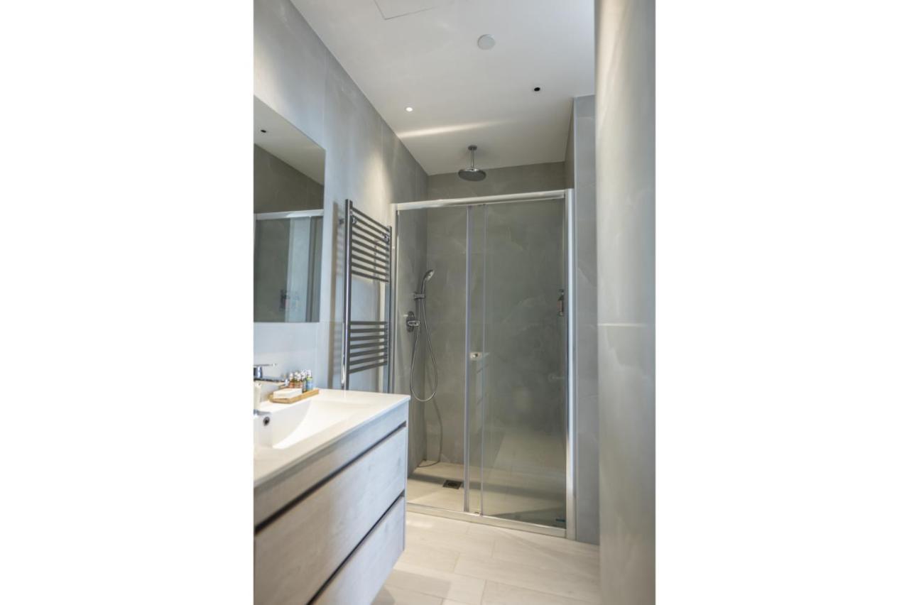 360 Nicosia - Luxury Apartment Panoramic View ภายนอก รูปภาพ